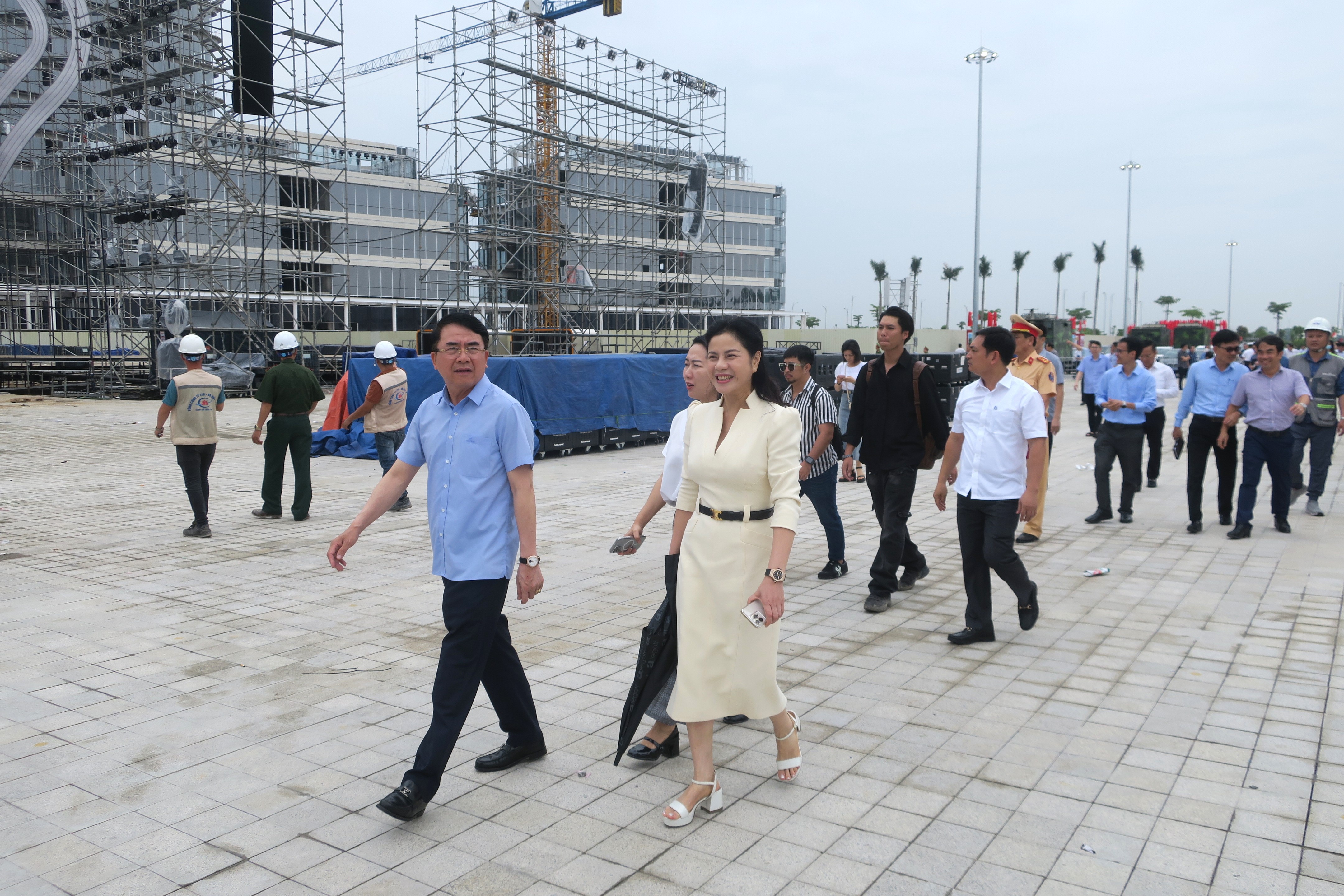 Kiểm tra thực địa công tác chuẩn bị tổ chức Lễ hội Hoa Phượng Đỏ - Hải Phòng 2024